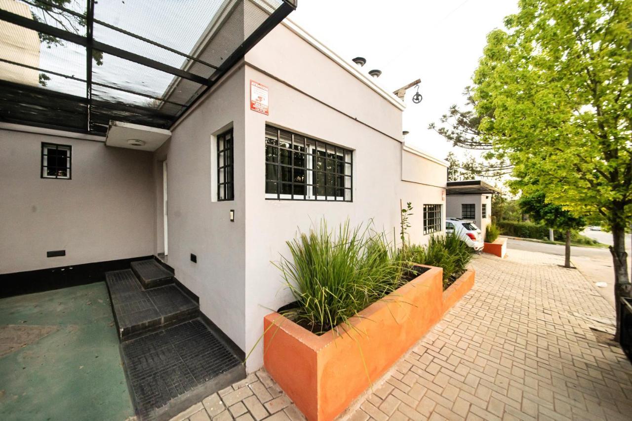Maktub Departamentos Y Habitaciones Alta Gracia Ngoại thất bức ảnh